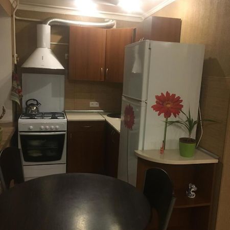 Апартаменти Kvartira Na Krakivskiy 12 , 52 Київ Екстер'єр фото