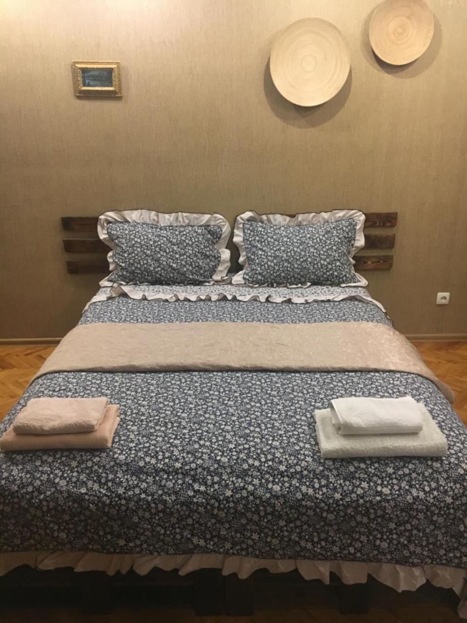 Апартаменти Kvartira Na Krakivskiy 12 , 52 Київ Екстер'єр фото